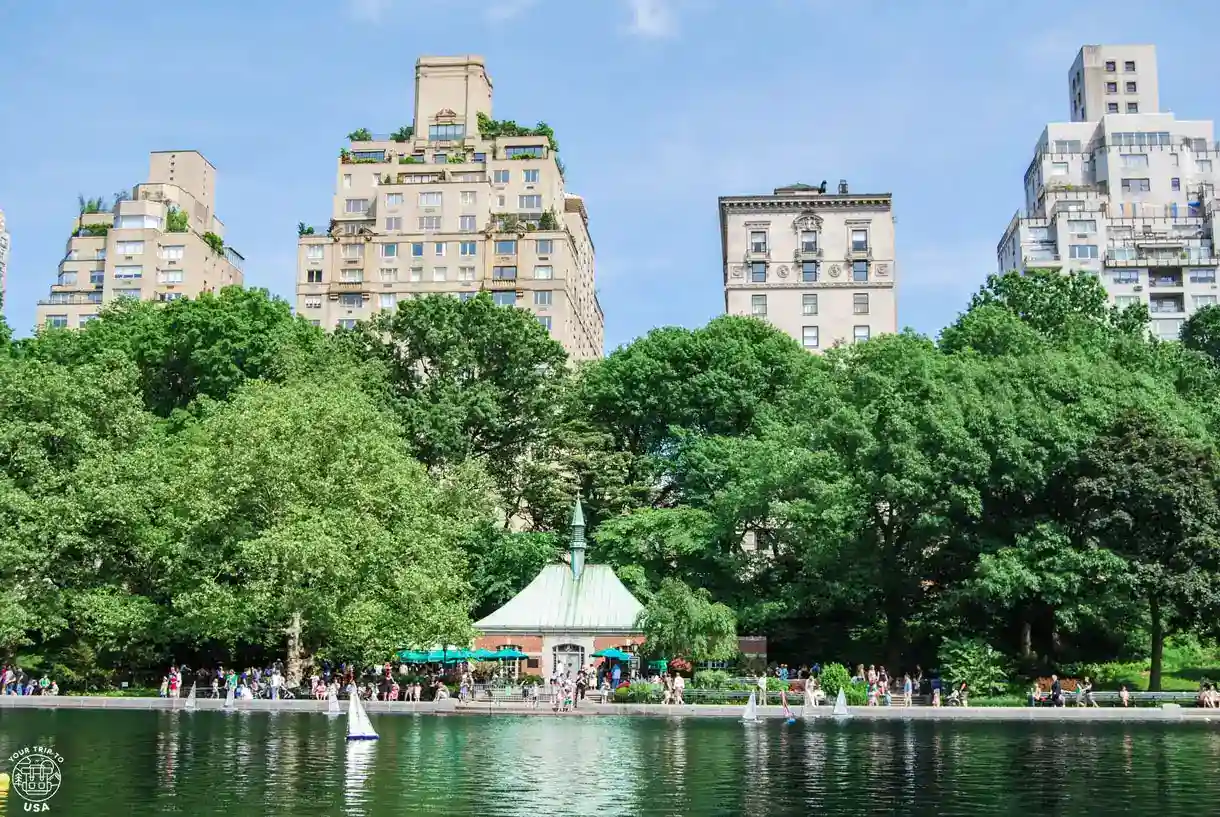 Accommodation in Central Park, New York