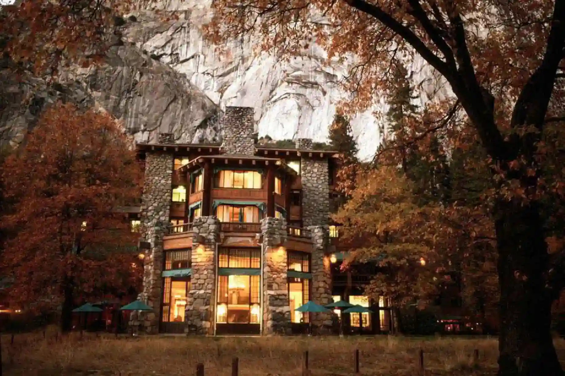 Ahwahnee hotel reservation, Yosemite