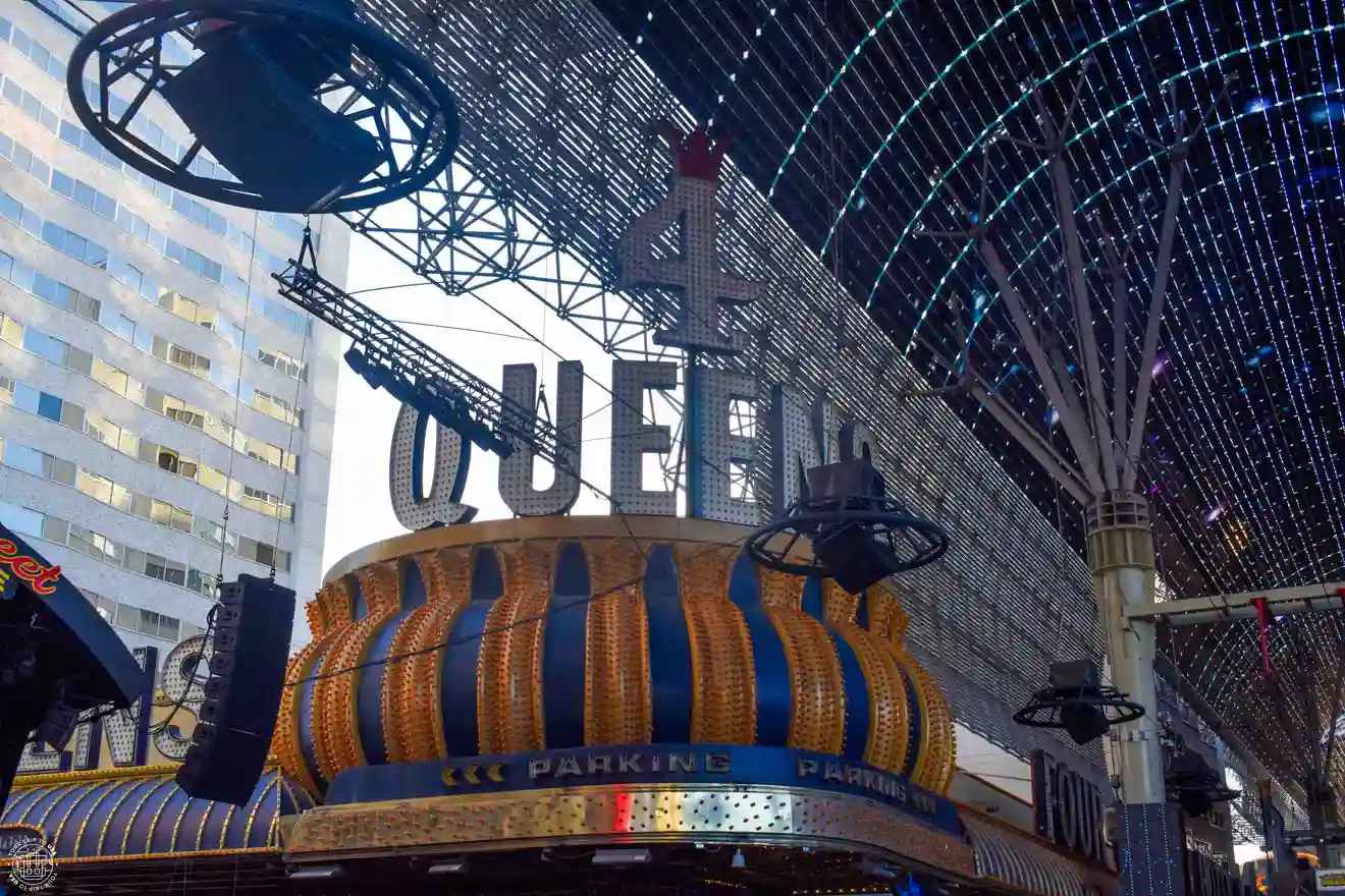4 Queens Casino on Fremont Street