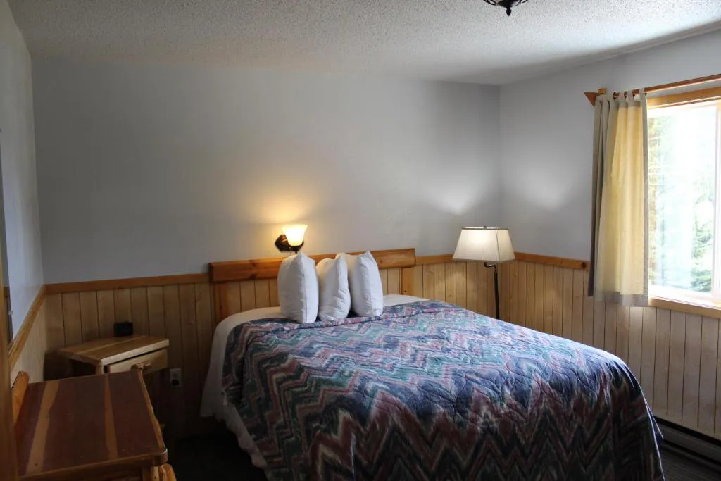 Alpine Motel, Cooke City