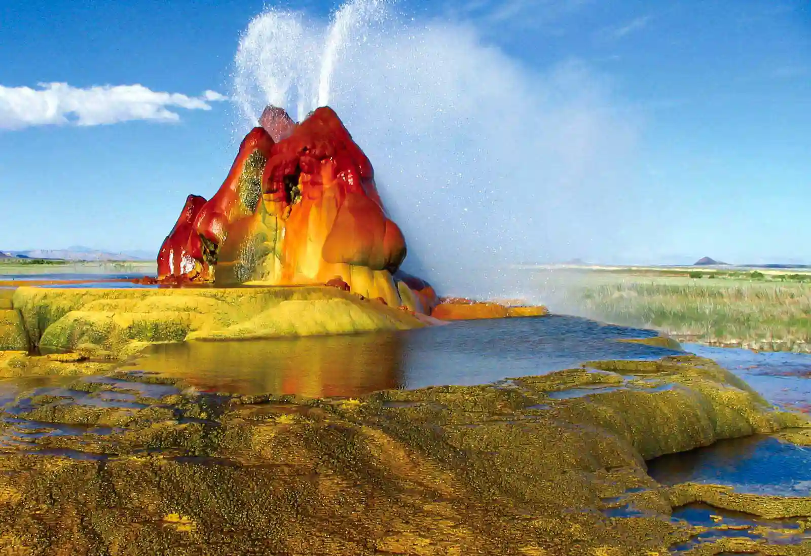 Fly Geyser, Nevada