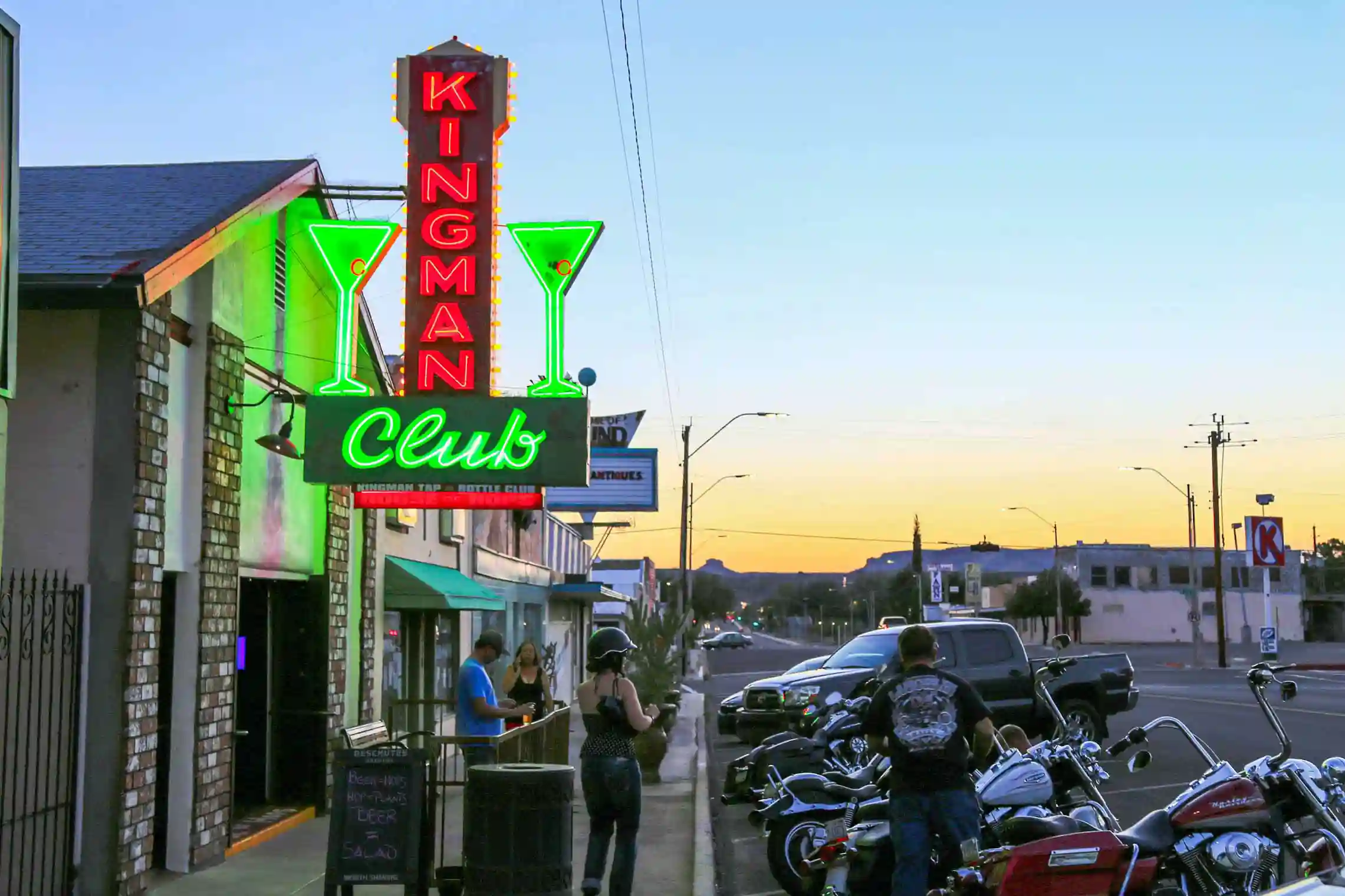 Beale Street, Kingman