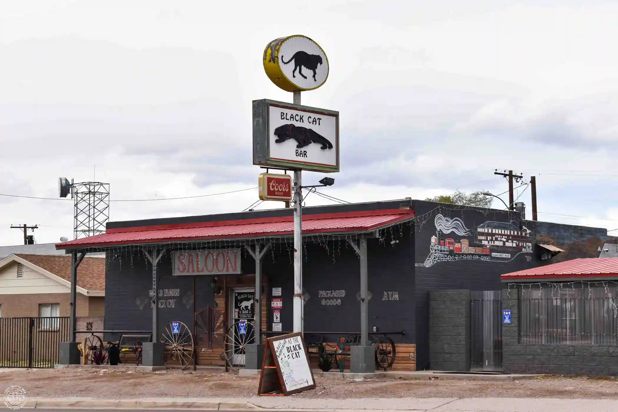 Black Cat Bar, dónde comer en Seligman