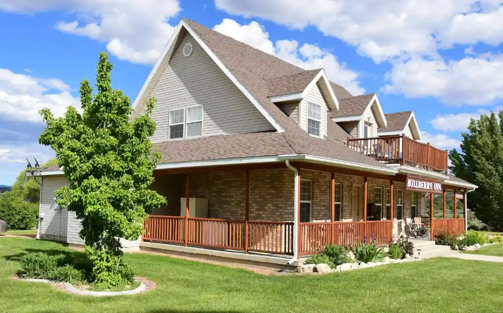 Bullberry inn Bed & Breakfast, Tropic
