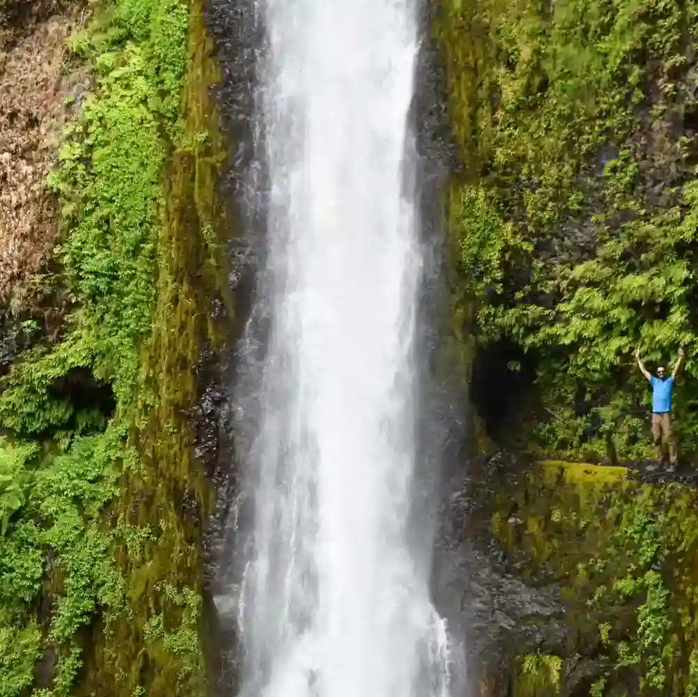 COLUMBIA RIVER <br>GORGE