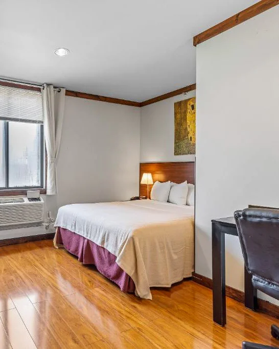 LIC Hotel, New York