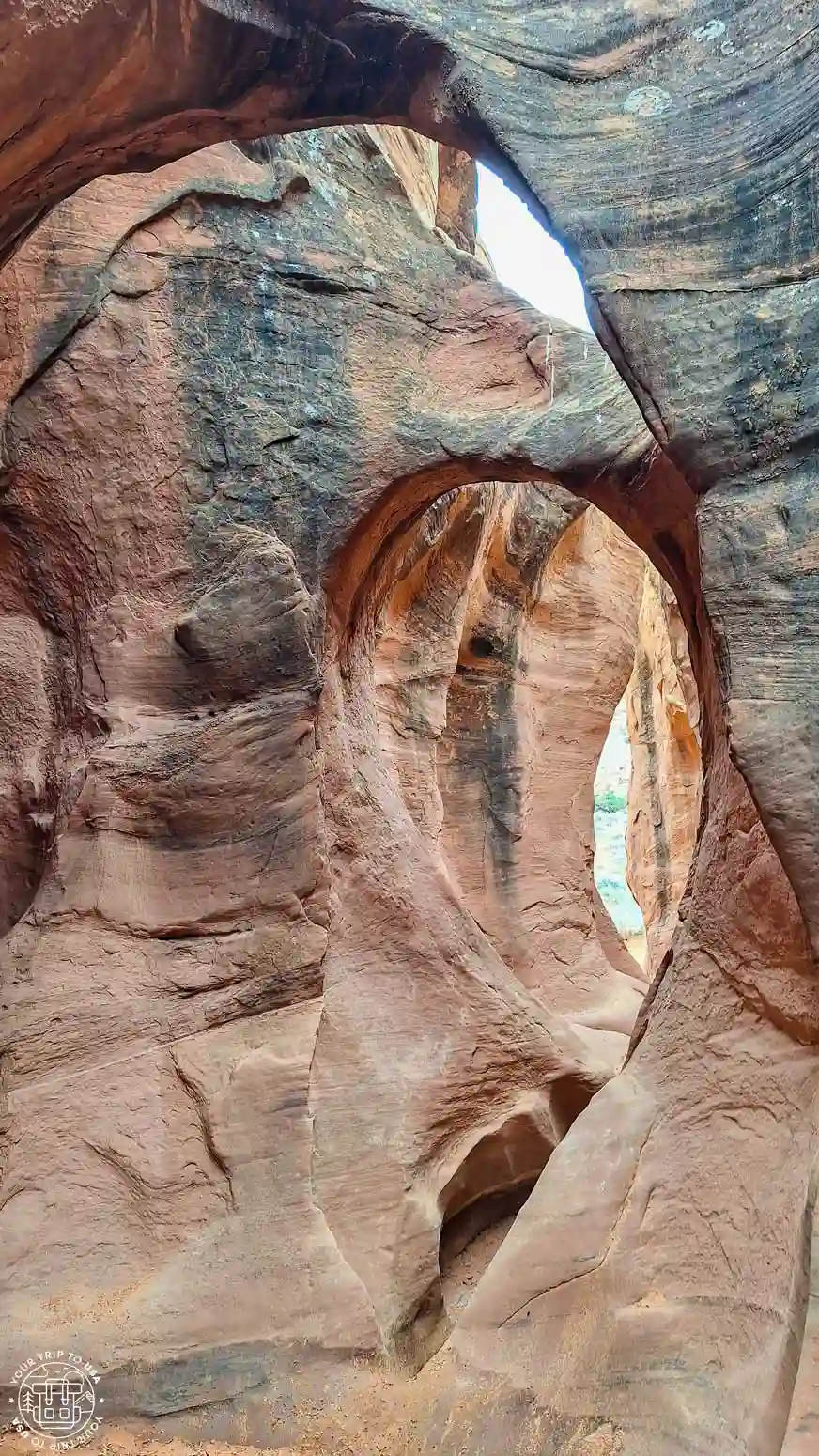 Peek-a-Boo Slot Canyon, Escalante