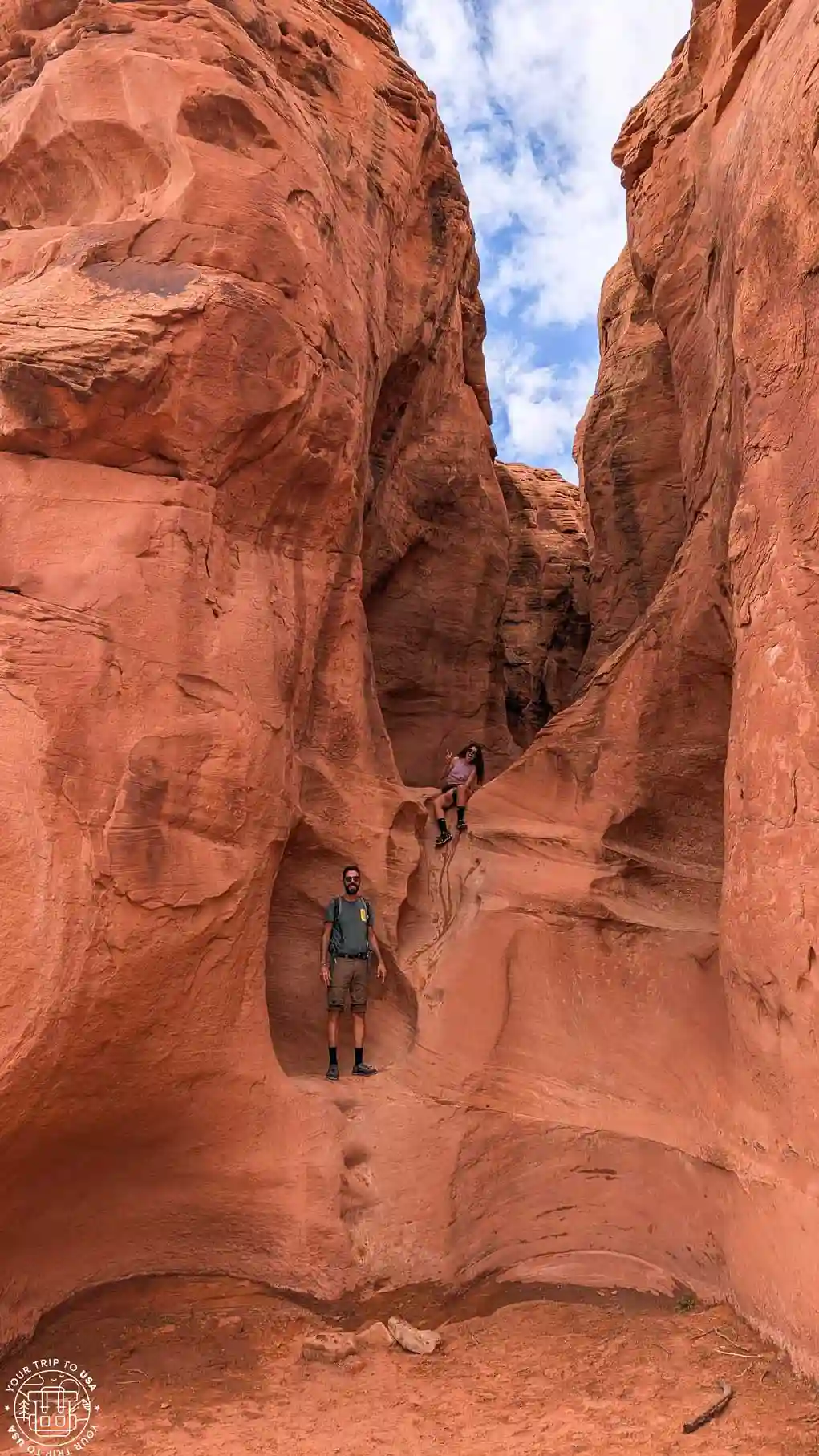 Peek-a-Boo Slot Canyon, Escalante